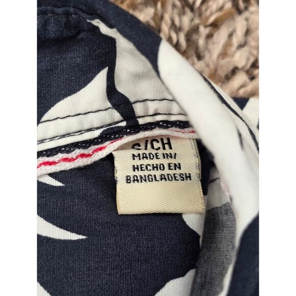 Weatherproof Vintage Navy Blue White Floral Hawaiian Shirt Men’s Size S Viscose - Picture 5 of 10